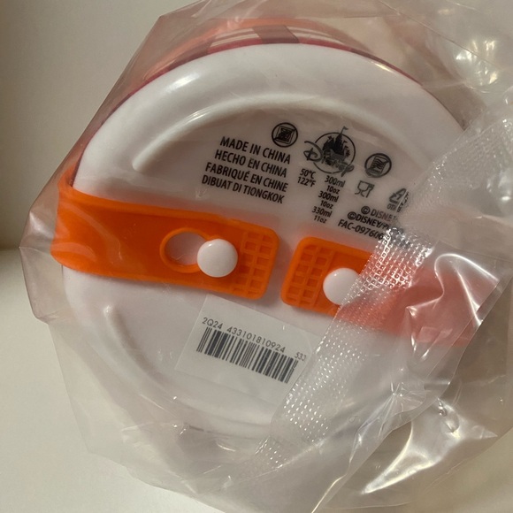 Disney Munchlings Bento Box Turning Red Panda Mei Lee Pixar Food Container New - Picture 7 of 8